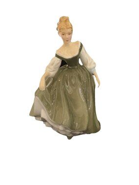 Royal Doulton | Art | Royal Doulton Buttercup Woman In Green | Poshmark Royal Doulton | Art | Royal Doulton Buttercup Woman In Green | Poshmark